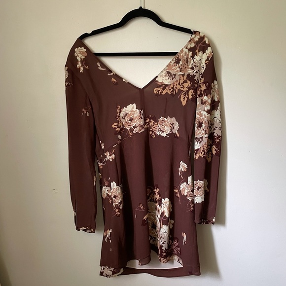 Aritzia Little Moon Dress - Picture 4 of 5